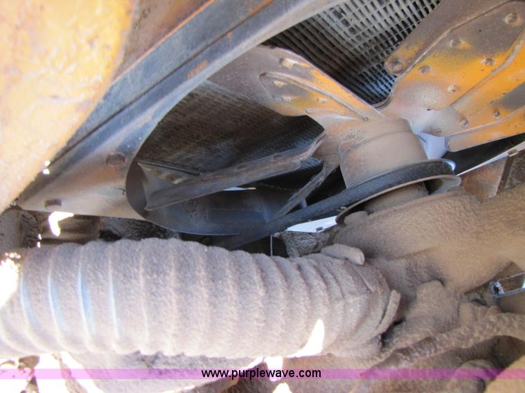 image for item B2121 Case 586C rough terrain forklift