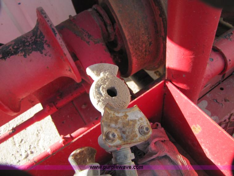 image for item B2123 1973 Ford F800 semi truck