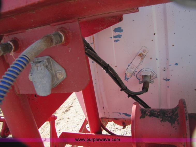 image for item B2123 1973 Ford F800 semi truck