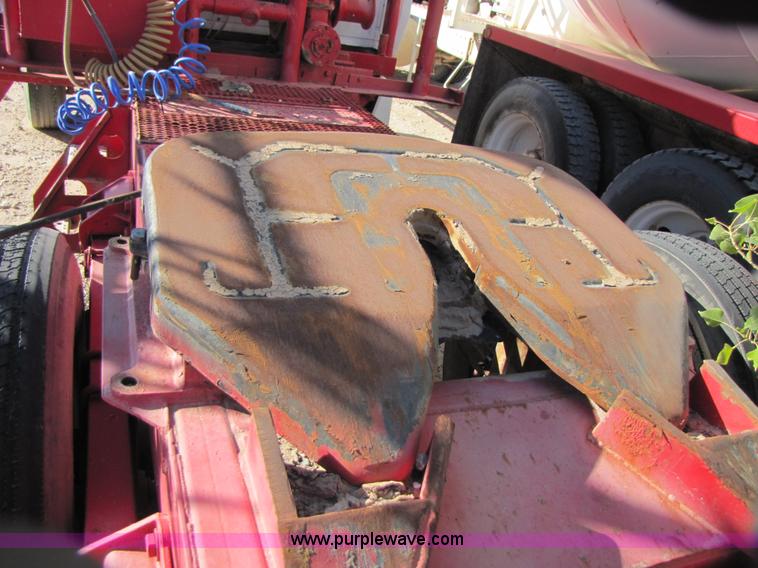 image for item B2123 1973 Ford F800 semi truck