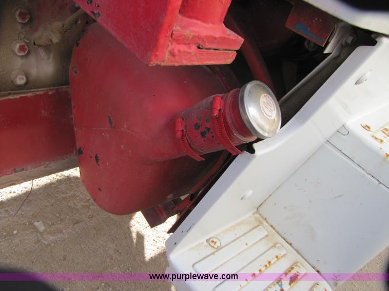 image for item B2123 1973 Ford F800 semi truck