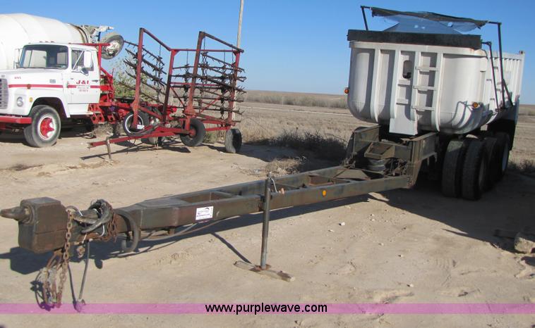 image for item B2126 1979 Fruehauf 14' dump pup trailer