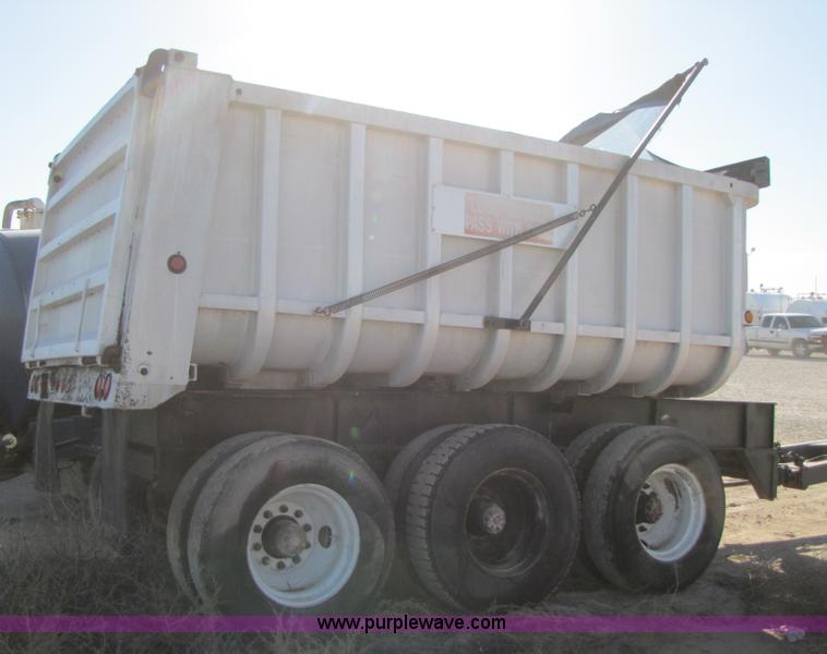 image for item B2126 1979 Fruehauf 14' dump pup trailer