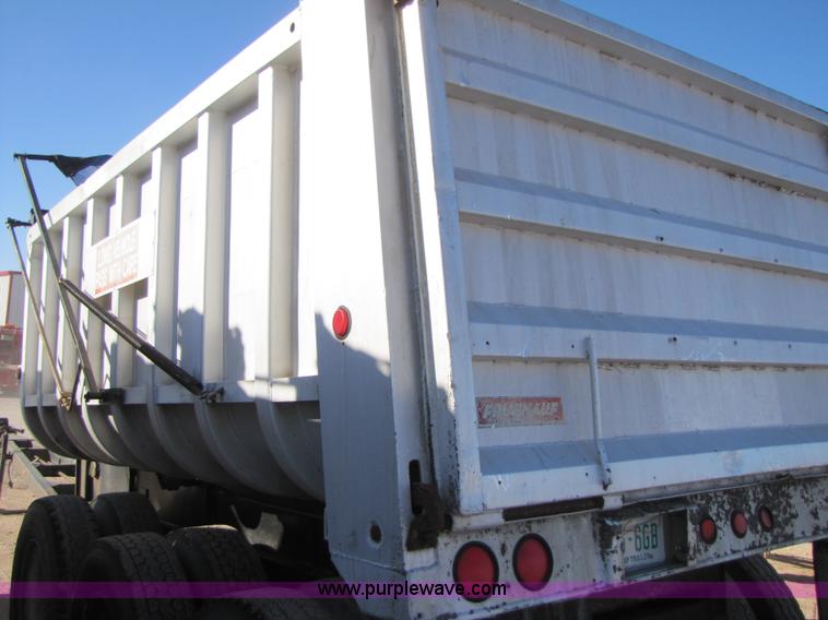 image for item B2126 1979 Fruehauf 14' dump pup trailer