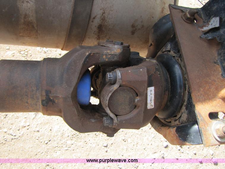 image for item B2129 2000 Freightliner FL70 semi truck