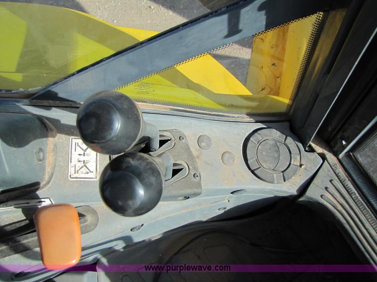 image for item B2133 2003 New Holland LB110 backhoe