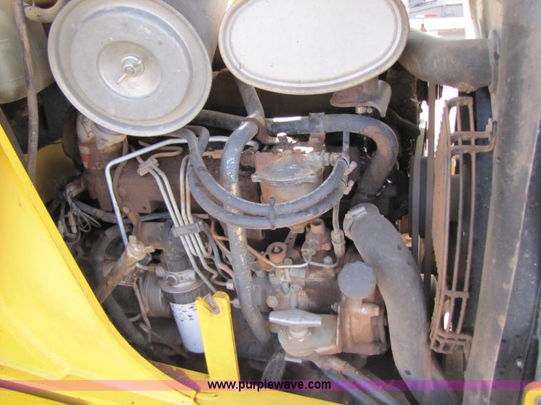 image for item B2133 2003 New Holland LB110 backhoe