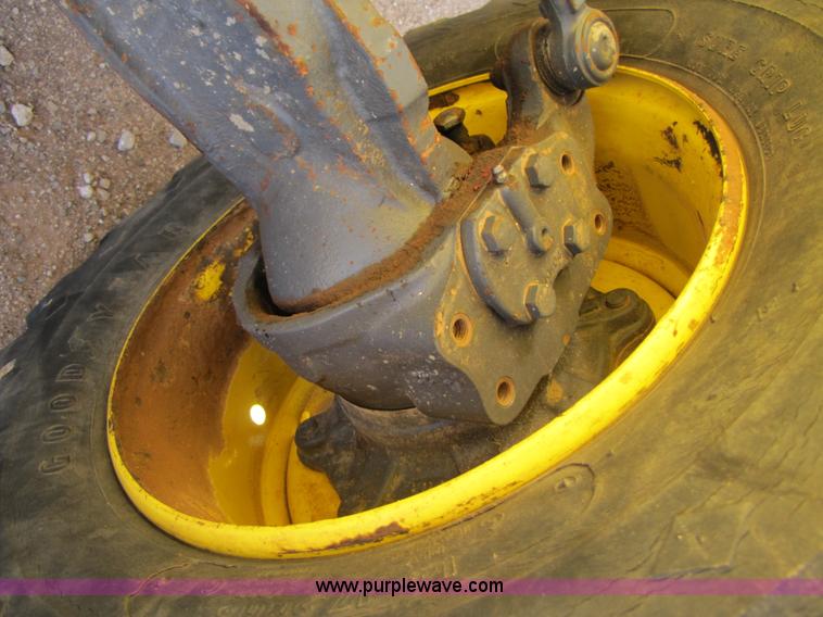 image for item B2133 2003 New Holland LB110 backhoe