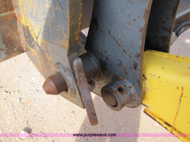 image for item B2133 2003 New Holland LB110 backhoe