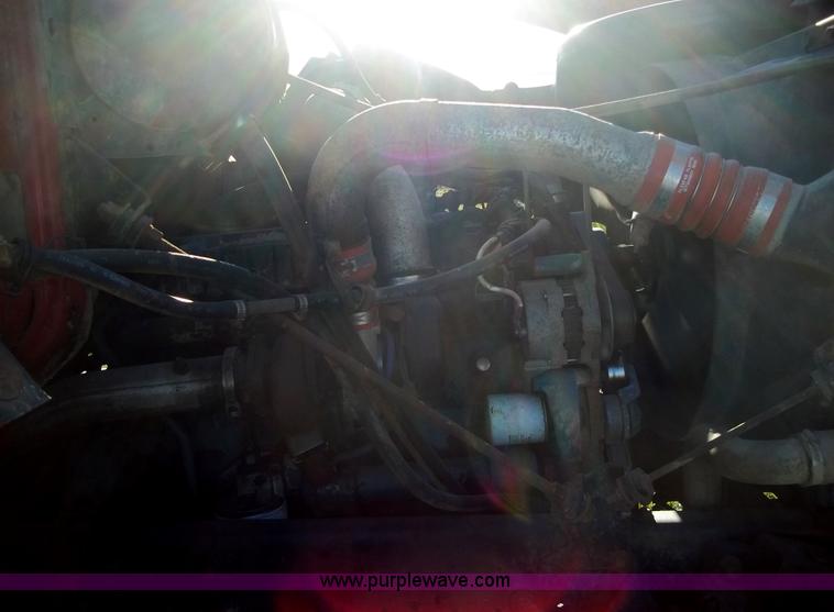 image for item B2508 1996 International 2554 dump truck