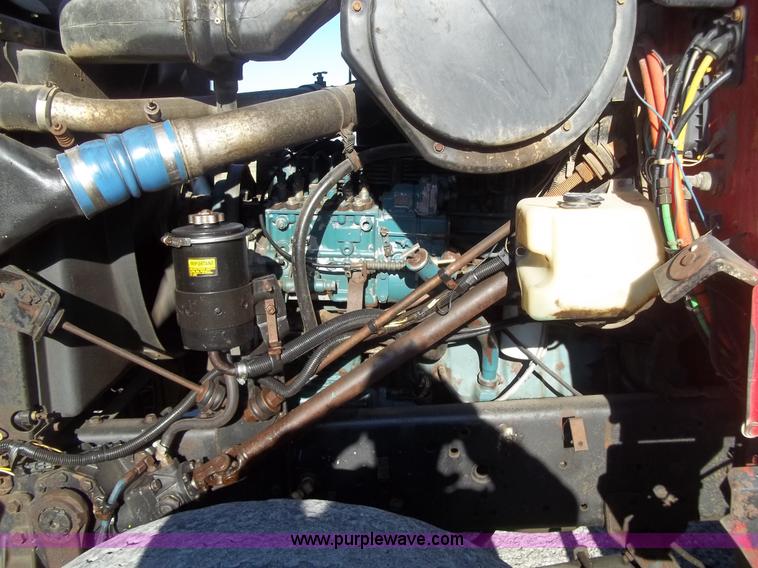 image for item B2508 1996 International 2554 dump truck