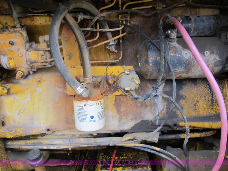 image for item B2510 1979 John Deere 570A articulating grader