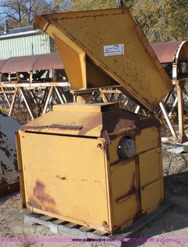 image for item B8677 Material turn head