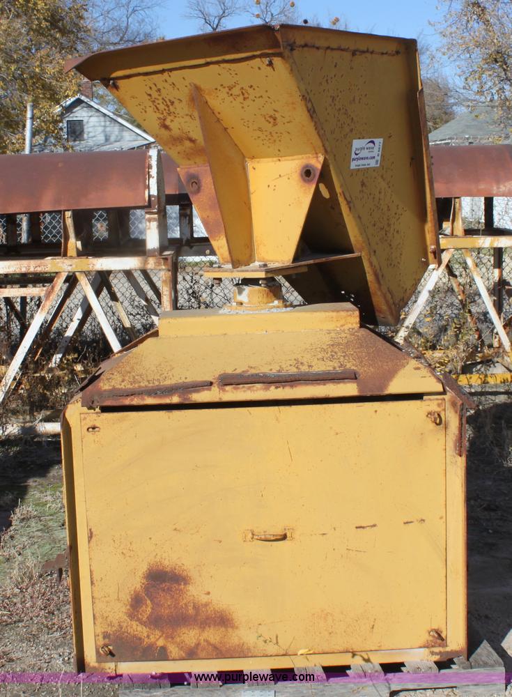 image for item B8677 Material turn head