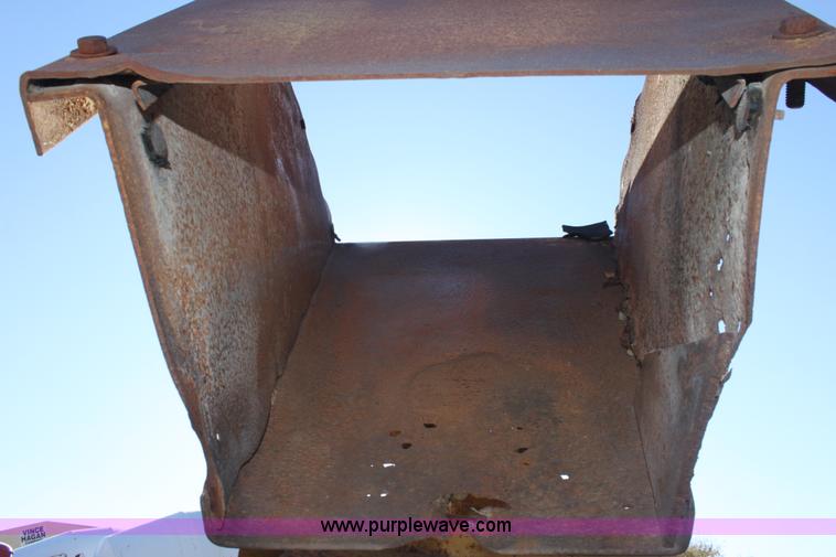 image for item B8677 Material turn head