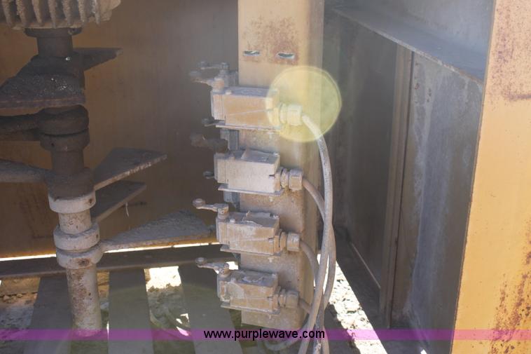 image for item B8677 Material turn head