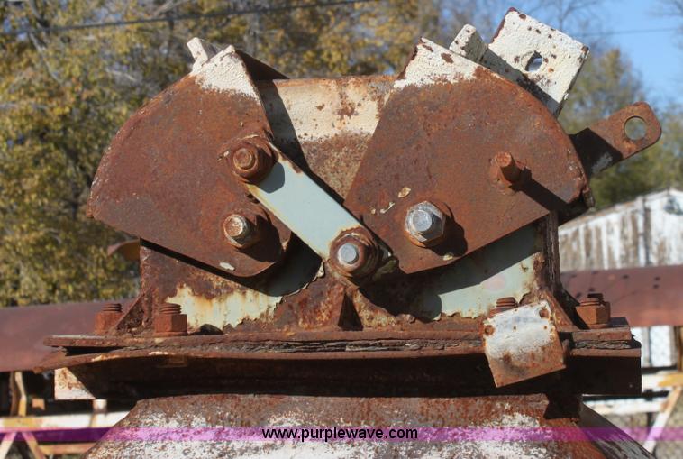 image for item B8678 Steel hopper bin