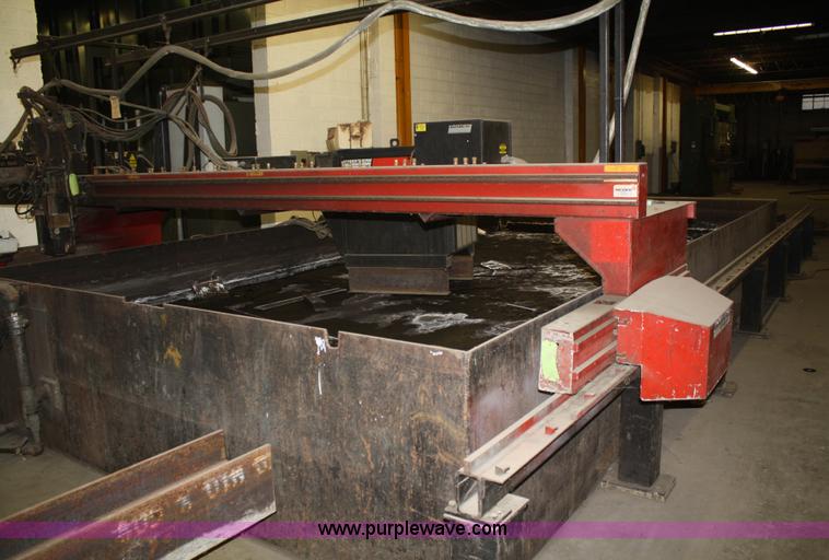 image for item B9446 1998 Messer Gemini 10 plasma cutting system