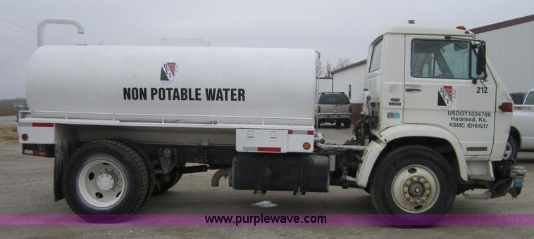 image for item C5238 1994 Kenworth K300 water truck