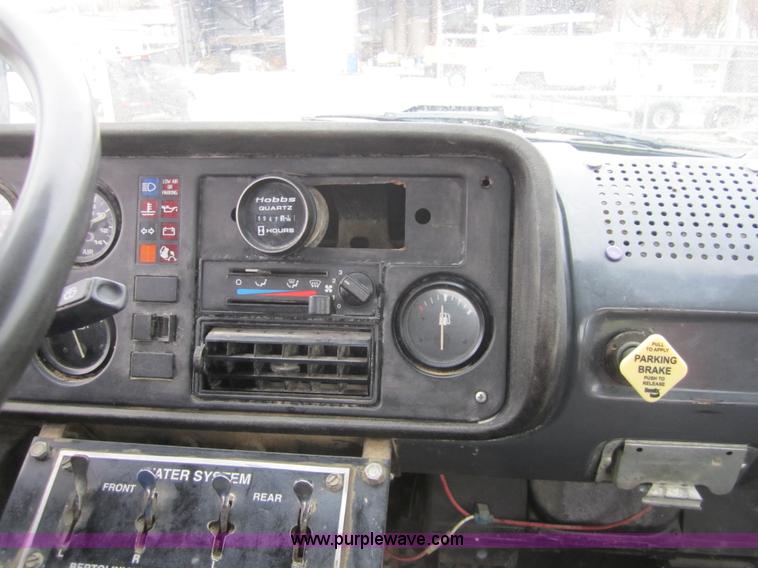 image for item C5238 1994 Kenworth K300 water truck