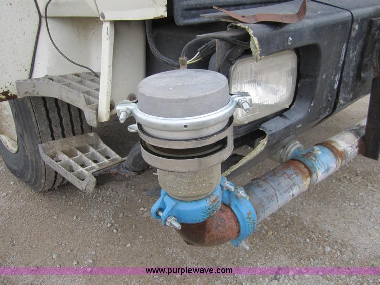 image for item C5238 1994 Kenworth K300 water truck