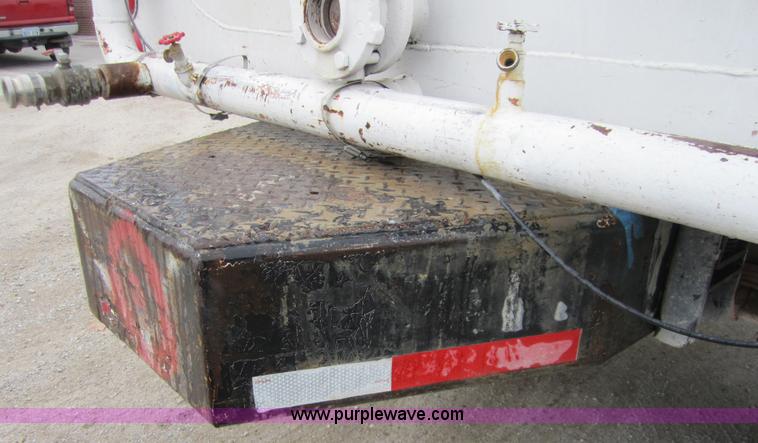 image for item C5238 1994 Kenworth K300 water truck