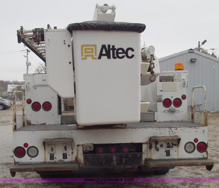 image for item C5734 1998 Ford F800 bucket/boom truck