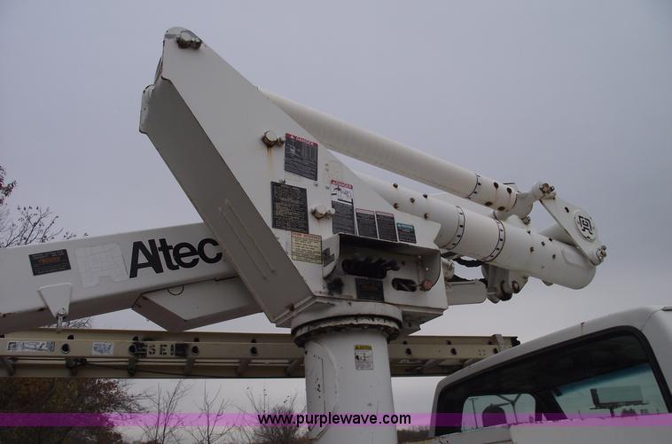 image for item C5734 1998 Ford F800 bucket/boom truck