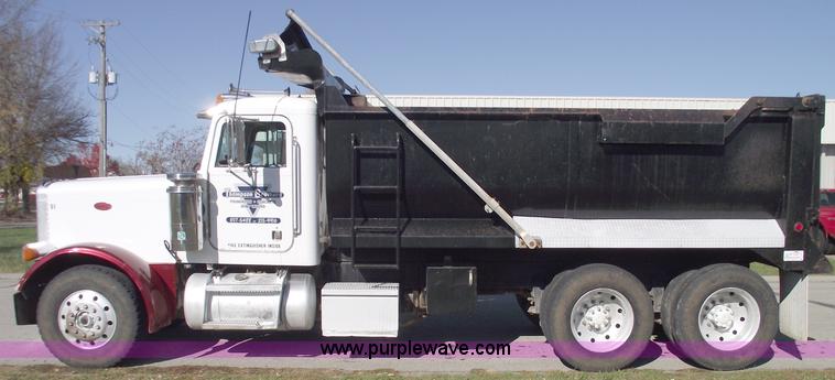 image for item C5737 1992 Peterbilt 379 dump truck