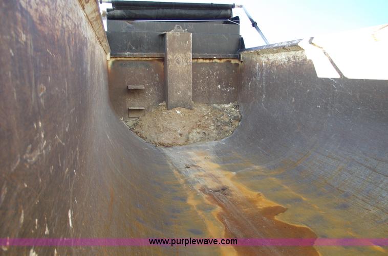 image for item C5737 1992 Peterbilt 379 dump truck