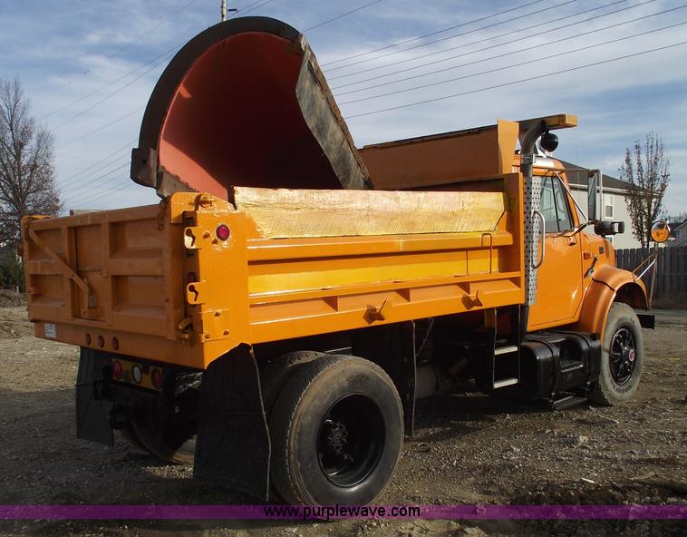 image for item C5819 2000 International 4900 dump truck with plow and spreader