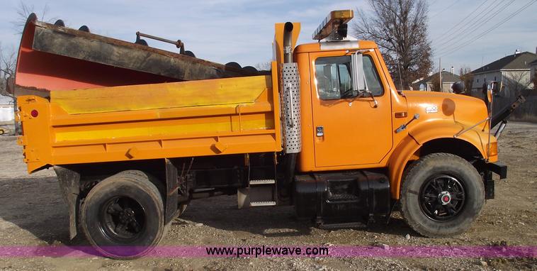 image for item C5819 2000 International 4900 dump truck with plow and spreader