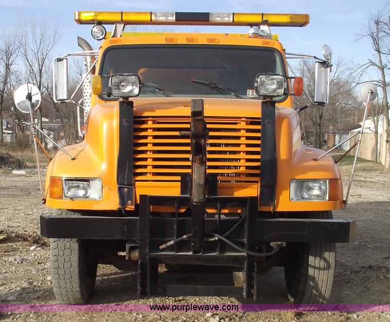 image for item C5819 2000 International 4900 dump truck with plow and spreader