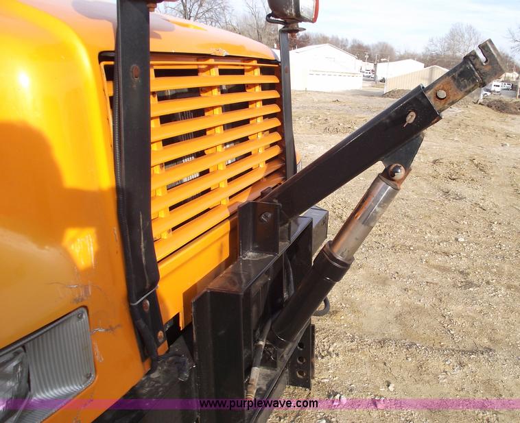 image for item C5819 2000 International 4900 dump truck with plow and spreader