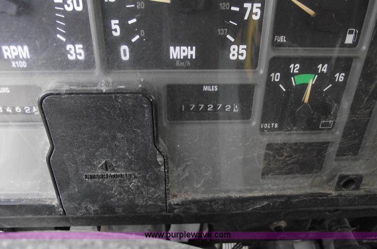 image for item C5819 2000 International 4900 dump truck with plow and spreader