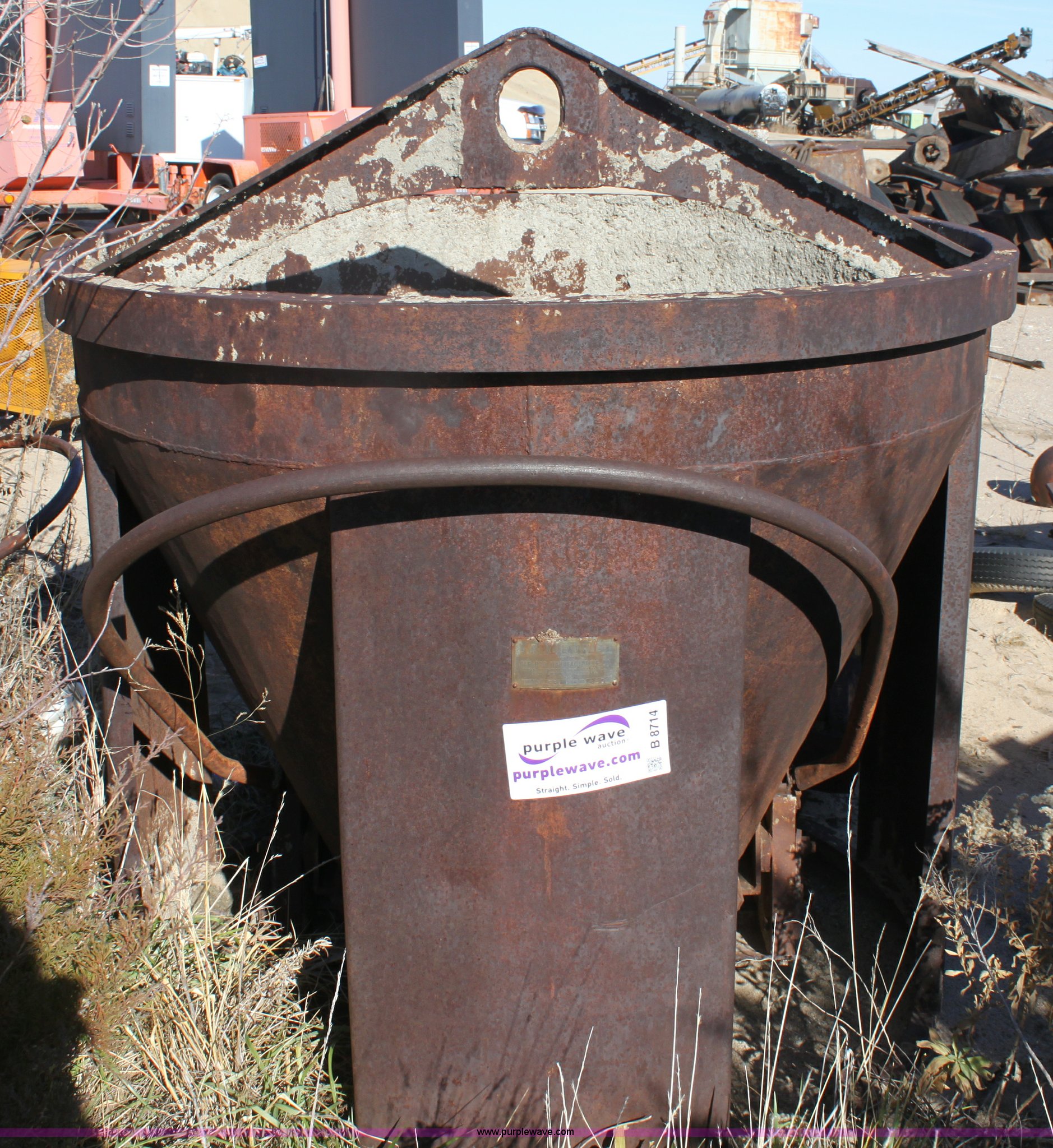 GARBRO concrete bucket in Wichita, KS Item B8714 sold Purple Wave