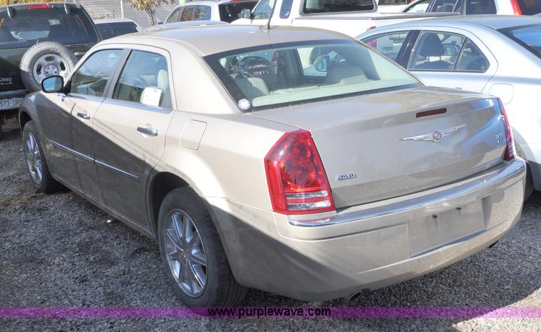image for item A5704 2008 Chrysler 300C