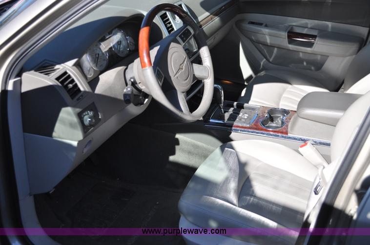 image for item A5704 2008 Chrysler 300C