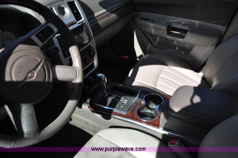 image for item A5704 2008 Chrysler 300C