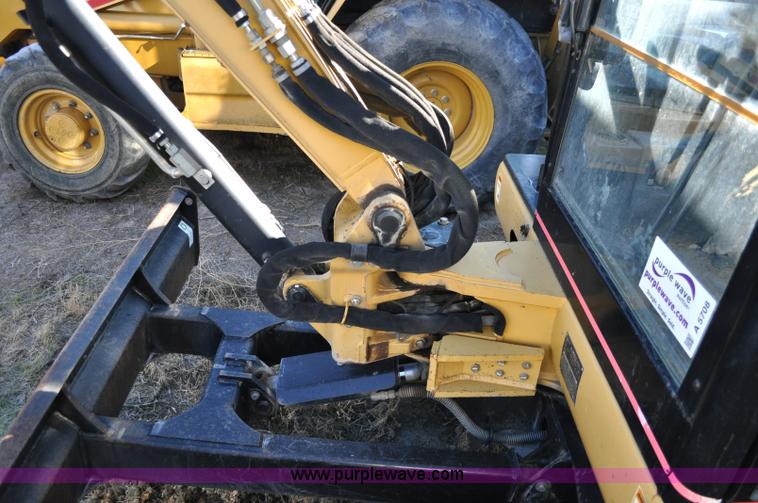 image for item A5708 2002 Caterpillar 303.5 compact excavator