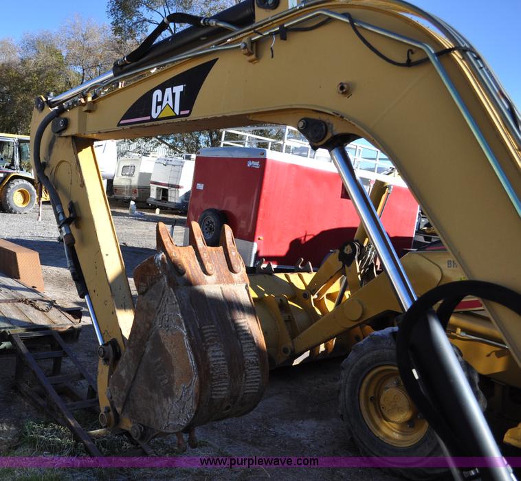 image for item A5708 2002 Caterpillar 303.5 compact excavator