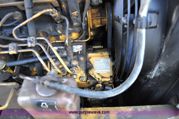 image for item A5708 2002 Caterpillar 303.5 compact excavator