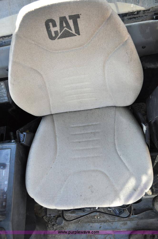 image for item A5708 2002 Caterpillar 303.5 compact excavator