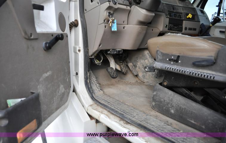 image for item A5710 2003 Sterling Acterra service truck