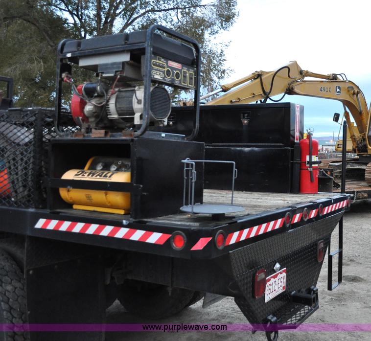 image for item A5711 1994 Chevrolet Kodiak service truck