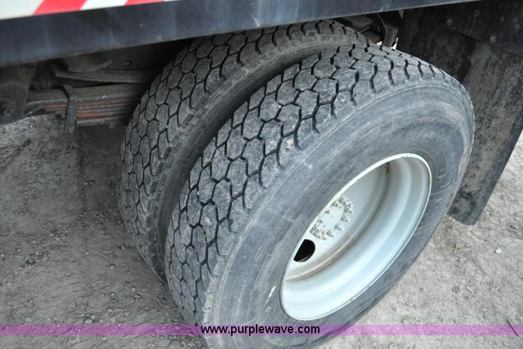 image for item A5711 1994 Chevrolet Kodiak service truck