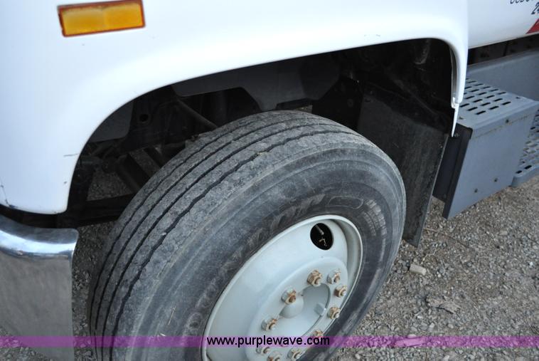 image for item A5711 1994 Chevrolet Kodiak service truck