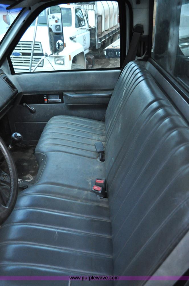 image for item A5711 1994 Chevrolet Kodiak service truck