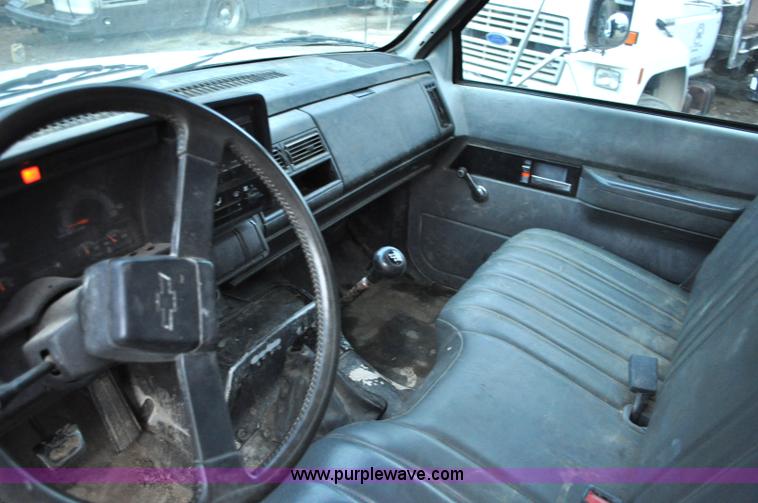image for item A5711 1994 Chevrolet Kodiak service truck