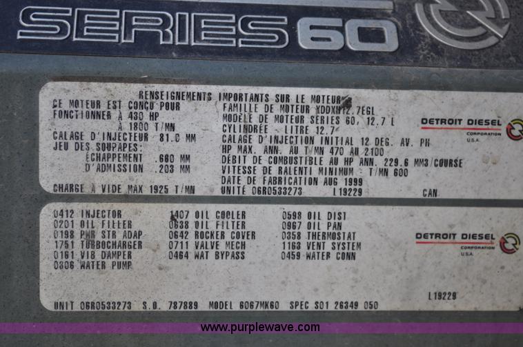 image for item A5714 2000 Freightliner FLD semi truck